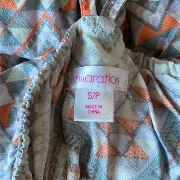 Patterned Romper - Picture 5 of 6